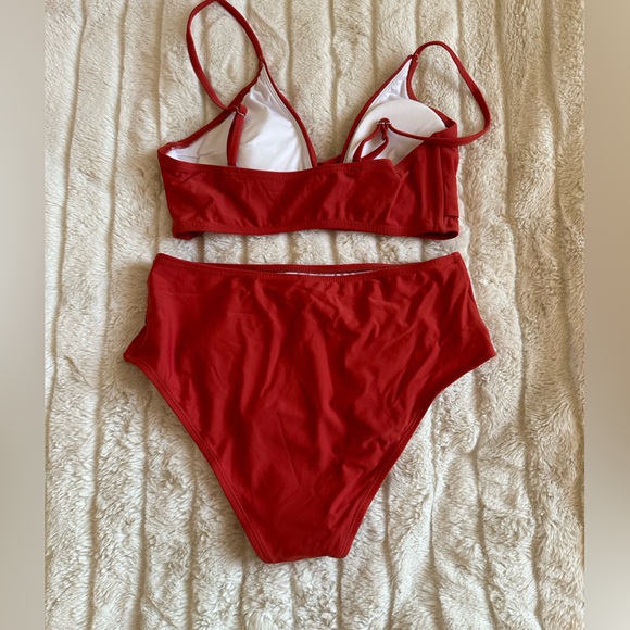 NWT red bikini Cupshe size S - Picture 2 of 4